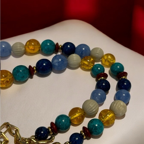 🛍️3 for $25🛍️ Liz Claiborne Gold Tone Colorful Acrylic Beaded Necklace 24” - Picture 5 of 6